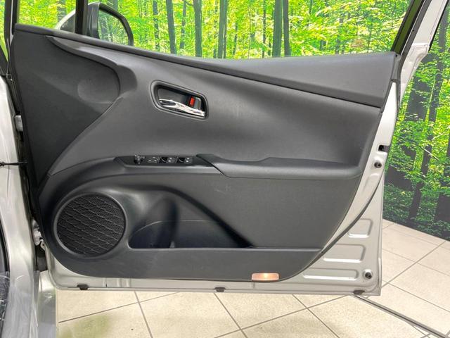 プリウス Ａツーリングセレクション　バックカメラ　衝突被害軽減システム　レーダークルーズ　禁煙車　レザーシート　コーナーセンサー　スマートキー　ＬＥＤヘッド　ビルトインＥＴＣ　純正１７インチアルミ　オートハイビーム　パークアシスト（41枚目）