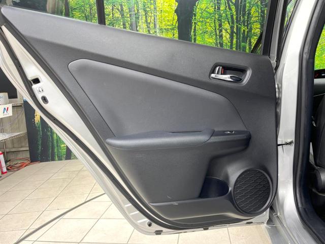 プリウス Ａツーリングセレクション　バックカメラ　衝突被害軽減システム　レーダークルーズ　禁煙車　レザーシート　コーナーセンサー　スマートキー　ＬＥＤヘッド　ビルトインＥＴＣ　純正１７インチアルミ　オートハイビーム　パークアシスト（44枚目）