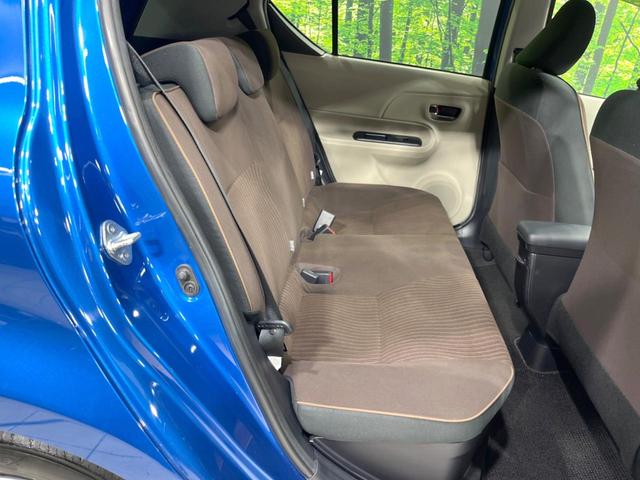 アクア Ｇ　純正ナビ　禁煙車　バックカメラ　ＥＴＣ　フルセグ　Ｂｌｕｅｔｏｏｔｈ　スマートキー　オートライト　ステアリングスイッチ　オートエアコン　盗難防止装置　プライバシーガラス　アイドリングストップ　横滑防止（9枚目）