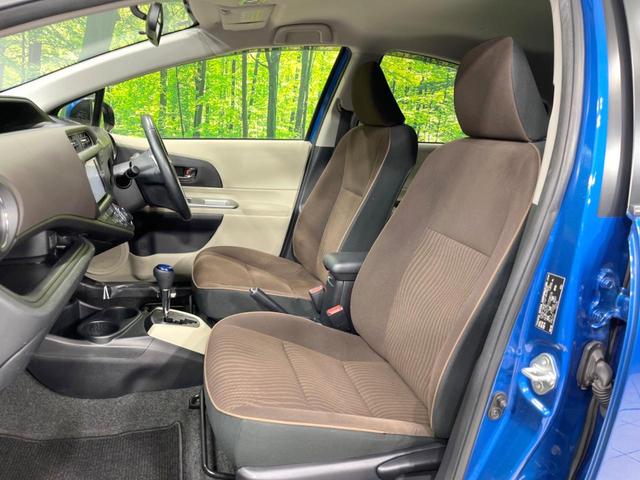 アクア Ｇ　純正ナビ　禁煙車　バックカメラ　ＥＴＣ　フルセグ　Ｂｌｕｅｔｏｏｔｈ　スマートキー　オートライト　ステアリングスイッチ　オートエアコン　盗難防止装置　プライバシーガラス　アイドリングストップ　横滑防止（35枚目）