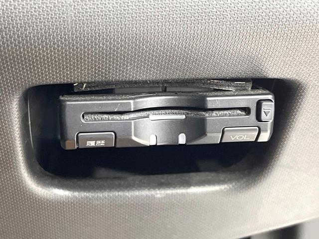 ムーヴ カスタム　Ｘリミテッド　ＳＡ　純正ＳＤナビ　禁煙車　バックカメラ　衝突被害軽減システム　スマートキー　ＬＥＤヘッド　ＥＴＣ　純正１４インチアルミ　オートライト　オートエアコン　ＣＤ　地デジ　ベンチシート　プライバシーガラス（6枚目）