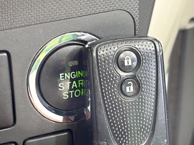 ムーヴ カスタム　Ｘリミテッド　ＳＡ　純正ＳＤナビ　禁煙車　バックカメラ　衝突被害軽減システム　スマートキー　ＬＥＤヘッド　ＥＴＣ　純正１４インチアルミ　オートライト　オートエアコン　ＣＤ　地デジ　ベンチシート　プライバシーガラス（7枚目）