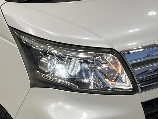 ムーヴ カスタム　Ｘリミテッド　ＳＡ　純正ＳＤナビ　禁煙車　バックカメラ　衝突被害軽減システム　スマートキー　ＬＥＤヘッド　ＥＴＣ　純正１４インチアルミ　オートライト　オートエアコン　ＣＤ　地デジ　ベンチシート　プライバシーガラス（12枚目）