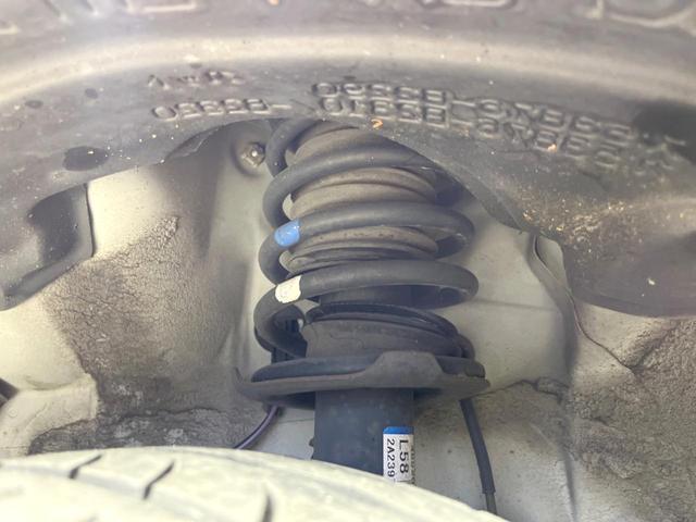 ムーヴ カスタム　Ｘリミテッド　ＳＡ　純正ＳＤナビ　禁煙車　バックカメラ　衝突被害軽減システム　スマートキー　ＬＥＤヘッド　ＥＴＣ　純正１４インチアルミ　オートライト　オートエアコン　ＣＤ　地デジ　ベンチシート　プライバシーガラス（20枚目）