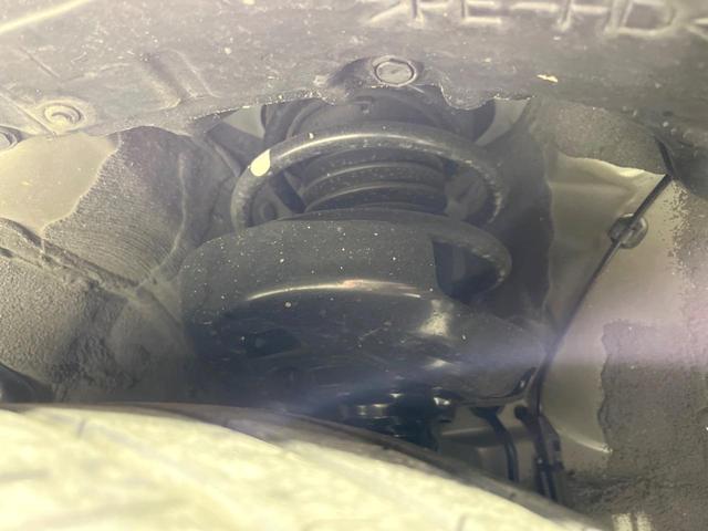 カローラツーリング Ｇ　１０型ディスプレイオーディオ　バックカメラ　衝突被害軽減システム　禁煙車　コーナーセンサー　スマートキー　ＬＥＤヘッド　オートハイビーム　オートライト　オートエアコン　Ｂｌｕｅｔｏｏｔｈ　フルセグ（21枚目）