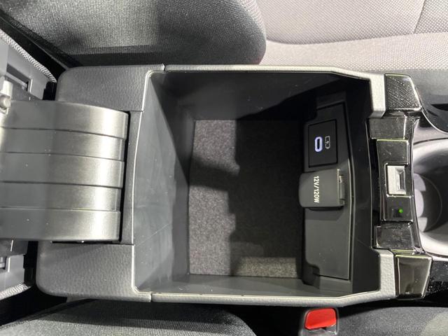 カローラツーリング Ｇ　１０型ディスプレイオーディオ　バックカメラ　衝突被害軽減システム　禁煙車　コーナーセンサー　スマートキー　ＬＥＤヘッド　オートハイビーム　オートライト　オートエアコン　Ｂｌｕｅｔｏｏｔｈ　フルセグ（48枚目）