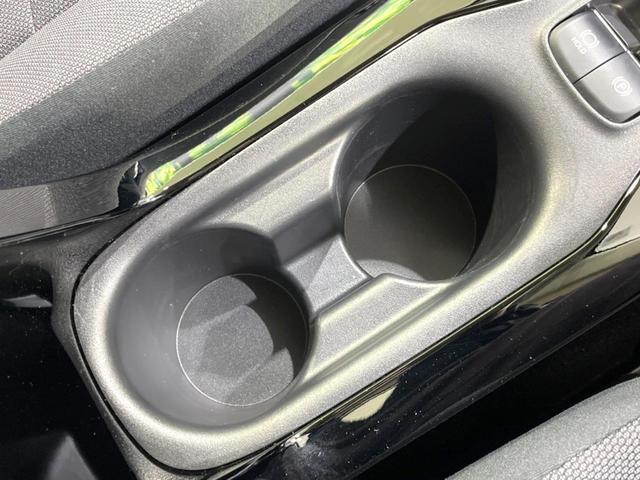 カローラツーリング Ｇ　１０型ディスプレイオーディオ　バックカメラ　衝突被害軽減システム　禁煙車　コーナーセンサー　スマートキー　ＬＥＤヘッド　オートハイビーム　オートライト　オートエアコン　Ｂｌｕｅｔｏｏｔｈ　フルセグ（49枚目）