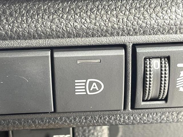 カローラツーリング Ｇ　１０型ディスプレイオーディオ　バックカメラ　衝突被害軽減システム　禁煙車　コーナーセンサー　スマートキー　ＬＥＤヘッド　オートハイビーム　オートライト　オートエアコン　Ｂｌｕｅｔｏｏｔｈ　フルセグ（51枚目）