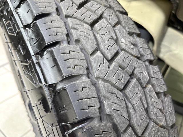 ジムニー ＸＣ　衝突軽減　４ＷＤ　ターボ　純正８型ナビ　バックカメラ　Ｂｌｕｅｔｏｏｔｈ　ＥＴＣ　ドライブレコーダー　シートヒーター　クルーズコントロール　ダウンヒルアシスト　スマートキー　レーンキープ　禁煙車（62枚目）