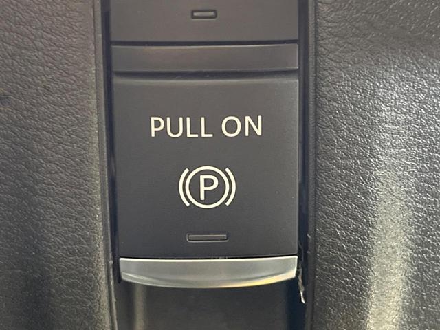 セレナ ハイウェイスターＶ　衝突軽減　両側電動スライドドア　プロパイロット　純正１２型ナビ　全周囲カメラ　ＢＳＭ　Ｂｌｕｅｔｏｏｔｈ　ＥＴＣ　ＬＥＤヘッドライト　ロールサンシェード　スマートキー　パークアシスト　禁煙車（27枚目）