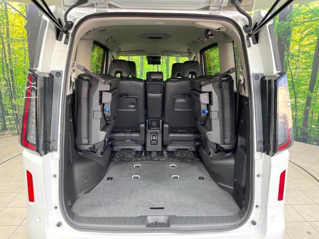 セレナ ハイウェイスターＶ　衝突軽減　両側電動スライドドア　プロパイロット　純正１２型ナビ　全周囲カメラ　ＢＳＭ　Ｂｌｕｅｔｏｏｔｈ　ＥＴＣ　ＬＥＤヘッドライト　ロールサンシェード　スマートキー　パークアシスト　禁煙車（34枚目）