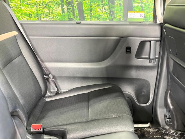 セレナ ハイウェイスターＶ　衝突軽減　両側電動スライドドア　プロパイロット　純正１２型ナビ　全周囲カメラ　ＢＳＭ　Ｂｌｕｅｔｏｏｔｈ　ＥＴＣ　ＬＥＤヘッドライト　ロールサンシェード　スマートキー　パークアシスト　禁煙車（35枚目）