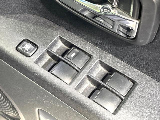 デリカＤ：５ Ｇ　パワーパッケージ　両側電動スライドドア　８インチナビ　フリップダウンモニター　バックカメラ　Ｂｌｕｅｔｏｏｈ　ドライブレコーダー　ＥＴＣ　ＨＩＤヘッドライト　スマートキー　純正１８インチアルミホイール　禁煙車（56枚目）