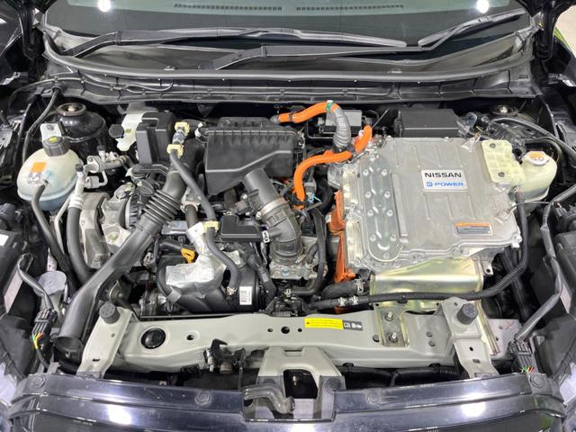 キックス Ｘ　ツートーンインテリアエディション　衝突軽減　ＳＤナビ　全周囲カメラ　レーダークルーズ　ＥＴＣ　Ｂｌｕｅｔｏｏｔｈ　ドライブレコーダー　シートヒーター　デジタルインナーミラー　ハーフレザー　ＬＥＤヘッドライト　ＬＥＤフォグ　ワンセグ（18枚目）