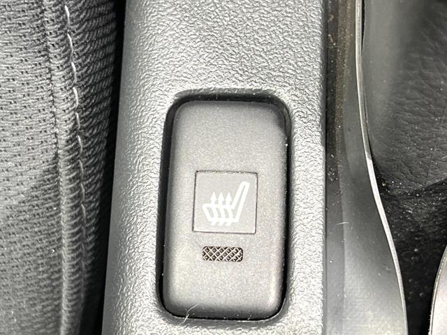 コペン ローブ MT車 SDナビ 禁煙車 ETC Bluetooth フルセグ スマートキー シートヒーター LEDヘッドライト オートライト ステアリングスイッチ オートエアコン 純正16インチホイル フォグライト(27枚目)