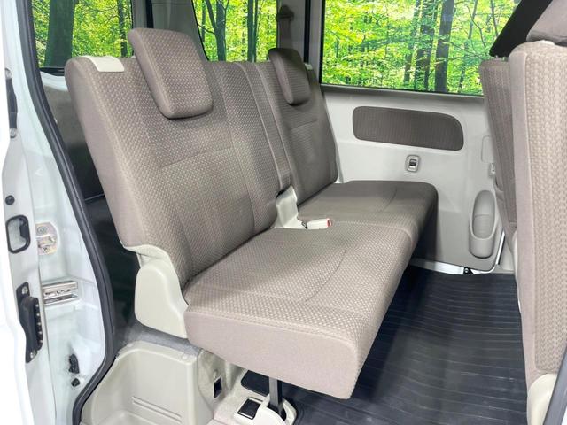NV100クリッパーバン GX 純正SDナビ 衝突被害軽減装置 ETC ドライブレコーダー Bluetooth バックカメラ 禁煙車 オートライト CD DVD再生 フルセグ 盗難防止装置 プライバシーガラス アイドリングストップ(9枚目)
