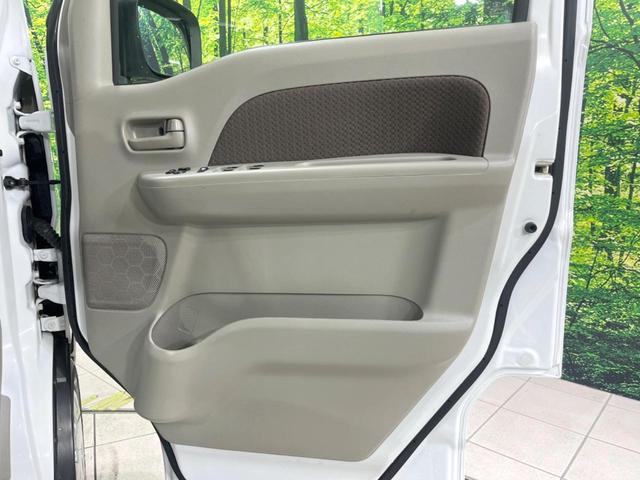 NV100クリッパーバン GX 純正SDナビ 衝突被害軽減装置 ETC ドライブレコーダー Bluetooth バックカメラ 禁煙車 オートライト CD DVD再生 フルセグ 盗難防止装置 プライバシーガラス アイドリングストップ(39枚目)