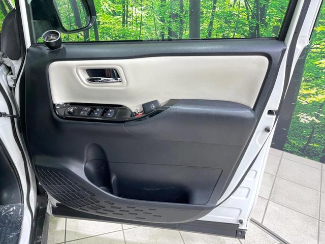 ノア ハイブリッドSi ダブルバイビー 両側電動ドア SDナビ 後席モニター バックカメラ 寒冷地仕様 衝突被害軽減システム 禁煙車 ハーフレザーシート ドラレコ スマートキー LEDヘッド ETC クルコン 純正16インチアルミ(52枚目)