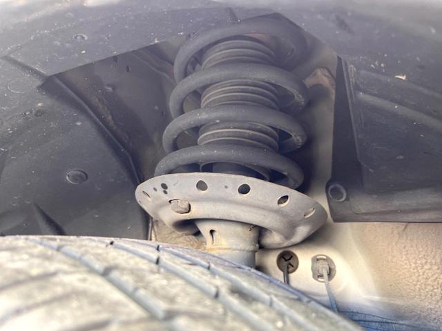 フリードハイブリッド ジャストセレクション　両側電動ドア　純正ＳＤナビ　バックカメラ　禁煙車　ドラレコ　スマートキー　ＨＩＤヘッド　ビルトインＥＴＣ　クルコン　オートライト　オートエアコン　ＣＤ　ＤＶＤ再生　フルセグ（21枚目）