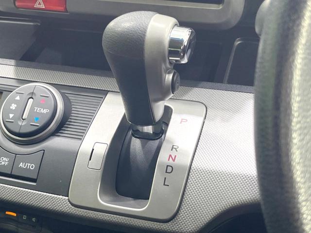 フリードハイブリッド ジャストセレクション　両側電動ドア　純正ＳＤナビ　バックカメラ　禁煙車　ドラレコ　スマートキー　ＨＩＤヘッド　ビルトインＥＴＣ　クルコン　オートライト　オートエアコン　ＣＤ　ＤＶＤ再生　フルセグ（42枚目）