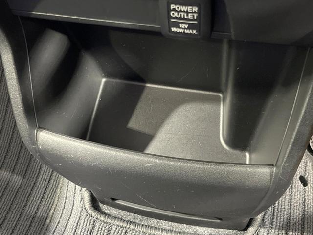 フリードハイブリッド ジャストセレクション　両側電動ドア　純正ＳＤナビ　バックカメラ　禁煙車　ドラレコ　スマートキー　ＨＩＤヘッド　ビルトインＥＴＣ　クルコン　オートライト　オートエアコン　ＣＤ　ＤＶＤ再生　フルセグ（53枚目）