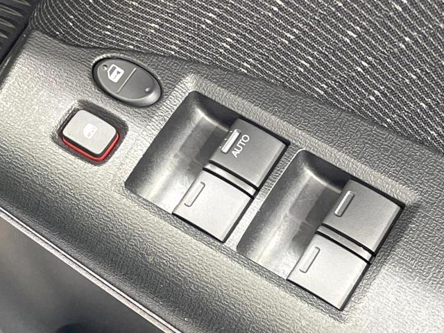 フリードハイブリッド ジャストセレクション　両側電動ドア　純正ＳＤナビ　バックカメラ　禁煙車　ドラレコ　スマートキー　ＨＩＤヘッド　ビルトインＥＴＣ　クルコン　オートライト　オートエアコン　ＣＤ　ＤＶＤ再生　フルセグ（55枚目）