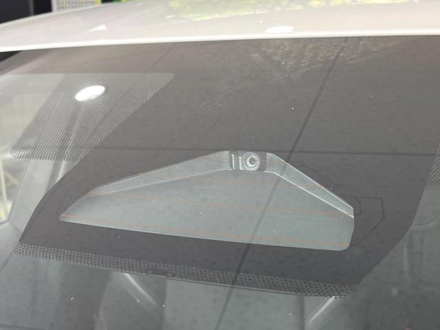 プリウス G サイド・バックカメラ 100V電源 衝突被害軽減システム レーダークルーズ 禁煙車 ドラレコ コーナーセンサー スマートキー LEDヘッド ナビ連動ETC 純正19インチアルミ オートハイビーム(37枚目)