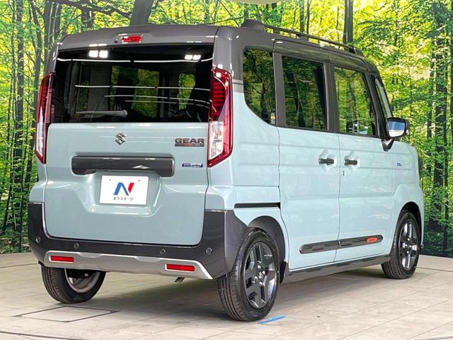 スペーシアギア ハイブリッドＸＺ　届出済未使用車　両側電動ドア　衝突被害軽減システム　レーダークルーズ　コーナーセンサー　スマートキー　ＬＥＤヘッド　純正１４インチアルミ　車線逸脱警報　オートライト　オートエアコン　ＬＥＤフォグ（17枚目）