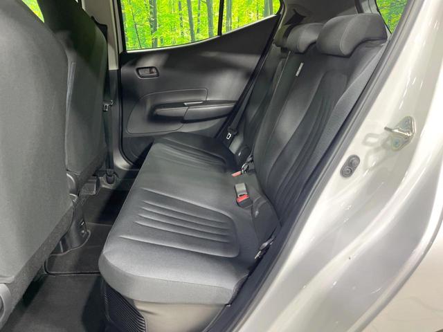 アクア X バックカメラ 衝突被害軽減システム レーダークルーズ 禁煙車 コーナーセンサー スマートキー LEDヘッド ビルトインETC オートハイビーム 車線逸脱警報 オートライト オートエアコン(9枚目)