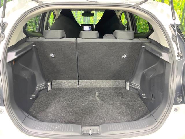 アクア X バックカメラ 衝突被害軽減システム レーダークルーズ 禁煙車 コーナーセンサー スマートキー LEDヘッド ビルトインETC オートハイビーム 車線逸脱警報 オートライト オートエアコン(10枚目)