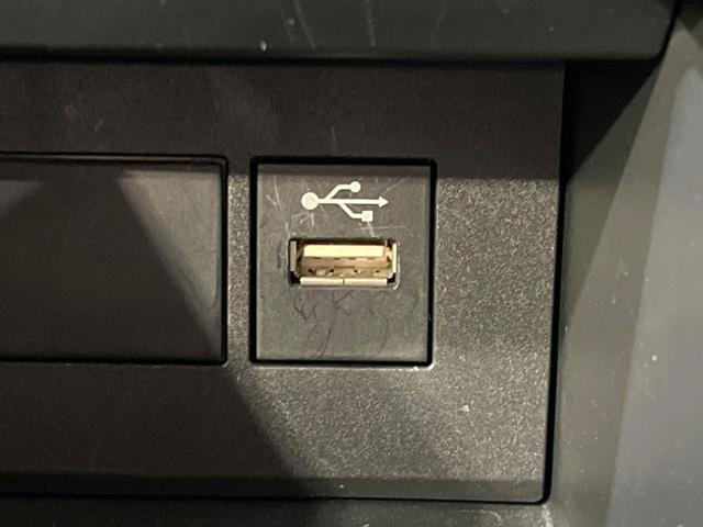 アクア X バックカメラ 衝突被害軽減システム レーダークルーズ 禁煙車 コーナーセンサー スマートキー LEDヘッド ビルトインETC オートハイビーム 車線逸脱警報 オートライト オートエアコン(54枚目)