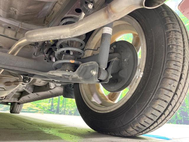 N-ONE プレミアム・Lパッケージ 純正SDナビ バックカメラ 禁煙車 ETC スマートキー HIDヘッドライト CD再生 オートライト アイドリングストップ 電動格納ミラー オートエアコン 15インチAW 盗難防止システム 横滑り防止(20枚目)