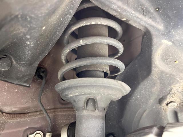 N-ONE プレミアム・Lパッケージ 純正SDナビ バックカメラ 禁煙車 ETC スマートキー HIDヘッドライト CD再生 オートライト アイドリングストップ 電動格納ミラー オートエアコン 15インチAW 盗難防止システム 横滑り防止(21枚目)