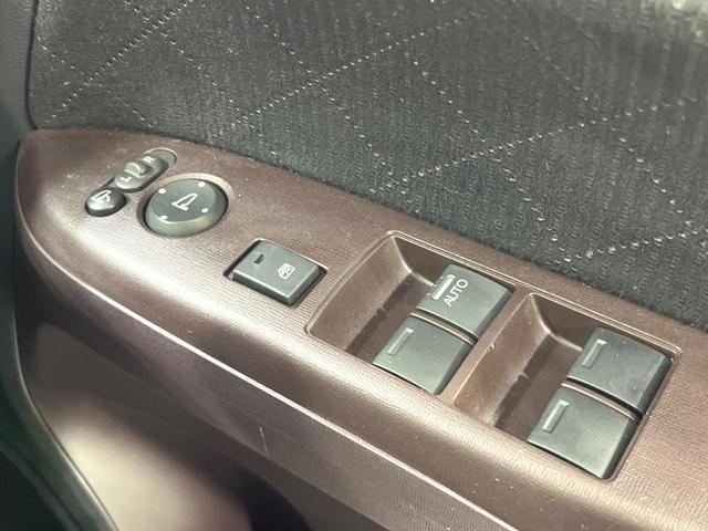 N-ONE プレミアム・Lパッケージ 純正SDナビ バックカメラ 禁煙車 ETC スマートキー HIDヘッドライト CD再生 オートライト アイドリングストップ 電動格納ミラー オートエアコン 15インチAW 盗難防止システム 横滑り防止(39枚目)