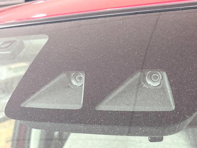 パッソ Ｘ　ＬパッケージＳ　衝突軽減装置　純正ナビ　Ｂｌｕｅｔｏｏｔｈ　ＥＴＣ　ドライブレコーダー　スマートキー　オートマチックハイビーム　コーナーセンサー　レーンキープ　アイドリングストップ　クリアランスソナー　電動格納ミラー（3枚目）