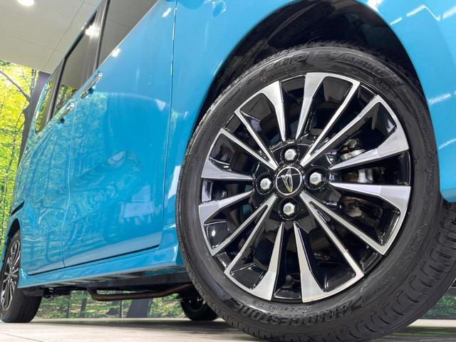 タント カスタムＲＳ　両側電動ドア　純正ナビ　全周囲カメラ　衝突被害軽減装置　禁煙車　ドラレコ　シートヒーター　コーナーセンサー　ＬＥＤヘッド＆フォグ　ＥＴＣ　純正１５インチアルミ　オートエアコン　純正革巻きステアリング（13枚目）