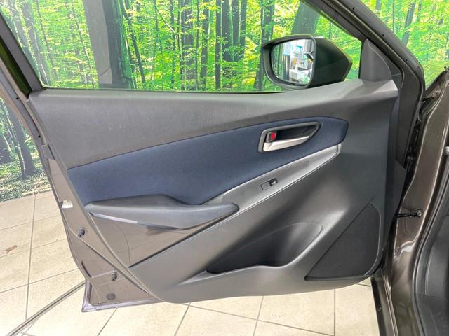 デミオ 13S 衝突軽減装置 禁煙車 純正ナビ バックカメラ ETC Bluetooth スマートキー LEDヘッドライト フルセグ CD/DVD再生 電動格納ミラー アイドリングストップ オートライト 盗難防止装置(49枚目)