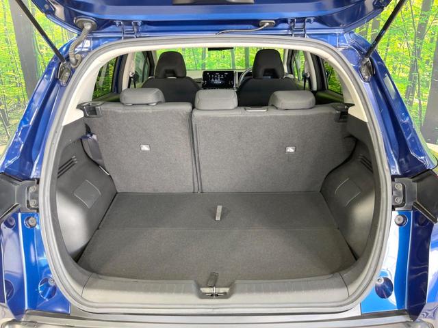 ノート Ｘ　９インチ日産コネクトナビ　全周囲カメラ　エマージェンシーブレーキ　プロパイロット　禁煙車　ドラレコ　コーナーセンサー　スマートキー　ＬＥＤヘッド　ＥＴＣ２．０　純正１６インチアルミ　オートハイビーム（11枚目）