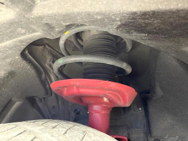 ＲＡＶ４ アドベンチャー　オフロードパッケージＩＩ　４ＷＤ　寒冷地仕様　１０型ディスプレイオーディオ　衝突軽減装置　レーダークルーズ　禁煙車　バックカメラ　前席シートエアコンベンチレーション　パワーシート　ドラレコ　ＥＴＣ　コーナーセンサー　フルセグ（20枚目）