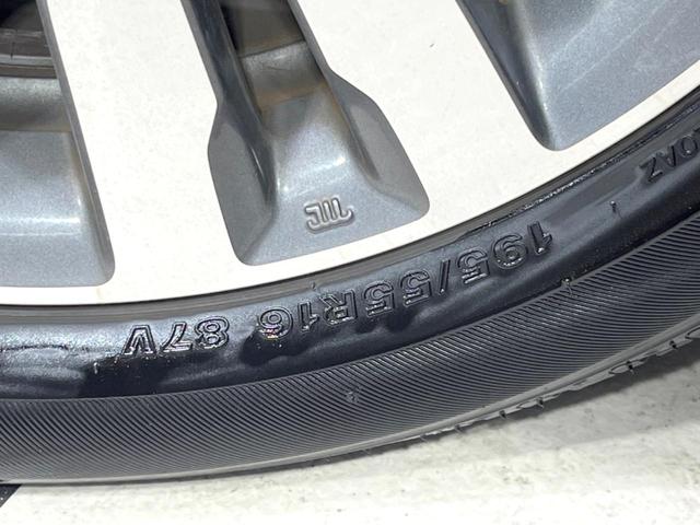 フィットハイブリッド Ｓパッケージ　純正ＳＤナビ　バックカメラ　寒冷地仕様　衝突被害軽減システム　禁煙車　ドラレコ　スマートキー　ＬＥＤヘッド　ＥＴＣ　クルコン　純正１６インチアルミ　オートライト　オートエアコン　Ｂｌｕｅｔｏｏｔｈ（30枚目）