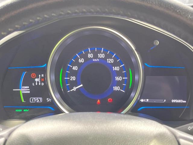 フィットハイブリッド Ｓパッケージ　純正ＳＤナビ　バックカメラ　寒冷地仕様　衝突被害軽減システム　禁煙車　ドラレコ　スマートキー　ＬＥＤヘッド　ＥＴＣ　クルコン　純正１６インチアルミ　オートライト　オートエアコン　Ｂｌｕｅｔｏｏｔｈ（61枚目）