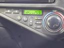 アクア Ｇ　純正ナビ　禁煙車　バックカメラ　ＥＴＣ　フルセグ　Ｂｌｕｅｔｏｏｔｈ　スマートキー　オートライト　ステアリングスイッチ　オートエアコン　盗難防止装置　プライバシーガラス　アイドリングストップ　横滑防止（7枚目）