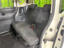 後部座席も気になるようなキズ・汚れやへたり等、大きなダメージはなく、良好な状態です。