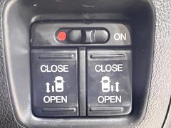 ξ¦ѥ饤ɥɥۥޡȥ䱿žʤΥåǸξ¦饤ɥɥγĤǽưϤƥɥ򳫤ɬפ̵ʤͤǤñ˳ĤǤŬǤ 5