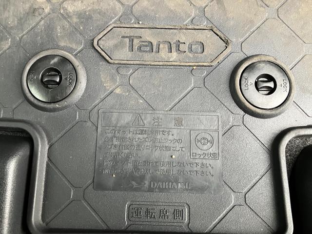 タント カスタムＲＳ　純正ナビ　フルセグ　バックカメラ　純正ドラレコ　両側電動スライドドア　ステアリングスイッチ　ハーフレザーシート　メッキパーツ（38枚目）