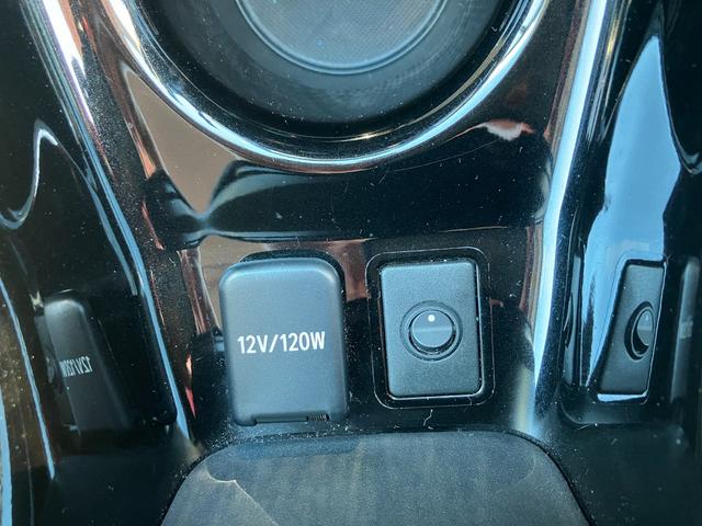 プリウス A モデリスタエアロ アイコニック モデリスタアルミ 純正9インチナビ フルセグ バックカメラ ETC プッシュスタート ヘッドアップディスプレイ プリクラッシュセーフティ(31枚目)