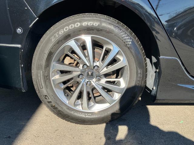 プリウス A モデリスタエアロ アイコニック モデリスタアルミ 純正9インチナビ フルセグ バックカメラ ETC プッシュスタート ヘッドアップディスプレイ プリクラッシュセーフティ(46枚目)