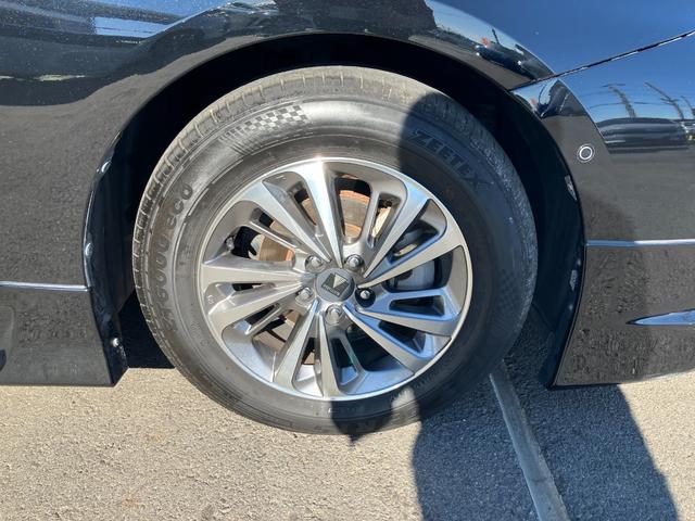 プリウス A モデリスタエアロ アイコニック モデリスタアルミ 純正9インチナビ フルセグ バックカメラ ETC プッシュスタート ヘッドアップディスプレイ プリクラッシュセーフティ(47枚目)