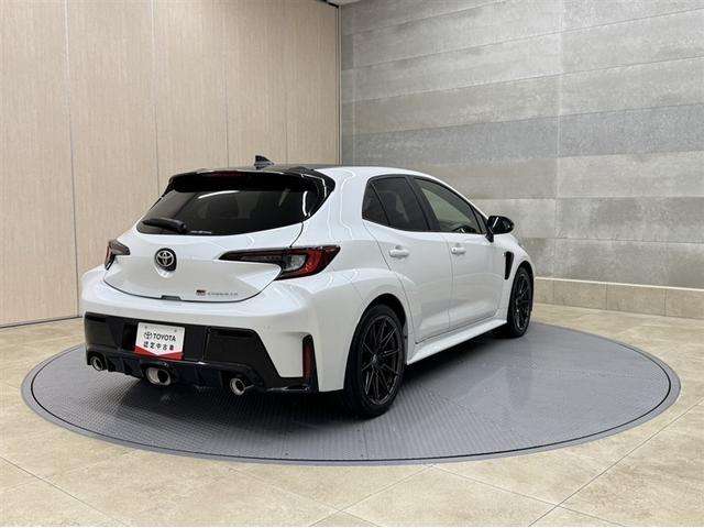 �S�ԂP�N�Ԃ̑��s�����������̃����O�����ۏؕt���ł��B�܂��A����Ɉ��S�������߂̕��ɂ͂P�N�`�Q�N�̕ۏ؉������ł���u�����O�������ۏ؁v�i�L���j�����I�т��������܂��B