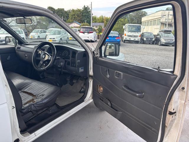 ダットサントラック （22枚目）